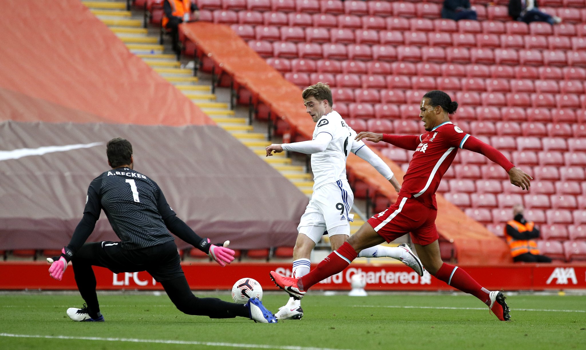 本土球员难 本土球员难