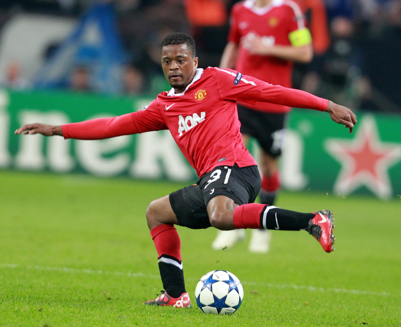 越来越多地 越来越多地